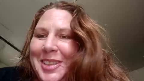 Snapshot of crazy7red chatting on 10/18/25, 07:03 Crazy7red online show from 10/18/25, 07:03