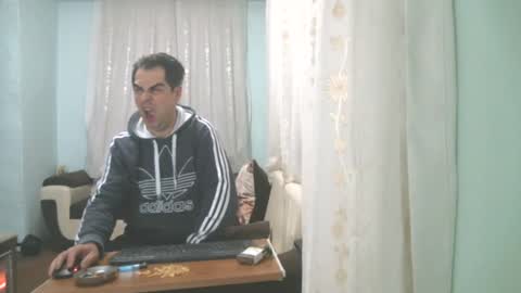 Snapshot of crazy____boy09 chatting on 12/29/24, 08:37 crazy____boy09 online show from 12/29/24, 08:37