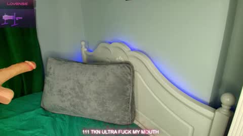 Eva online show from 11/14/25, 07:07