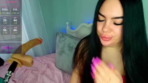 Eva online show from 11/18/25, 06:18