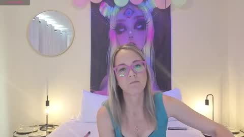 Stacy 2pm to 6pm mon-fri 3 CAT online show from 03/04/26, 12:11