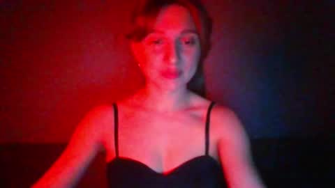 Snapshot of crazy_kisses_ chatting on 03/26/26, 03:50 crazy_kisses_ online show from 03/26/26, 03:50