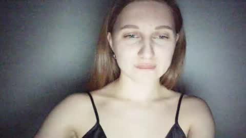 Snapshot of crazy_kisses_ chatting on 05/03/26, 06:03 crazy_kisses_ online show from 05/03/26, 06:03