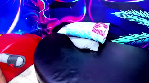 - Girl ZOE and Boy Cain  online show from 02/10/26, 03:32