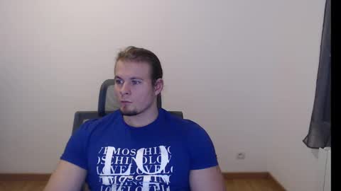 crazyangel8 online show from 12/19/24, 08:02