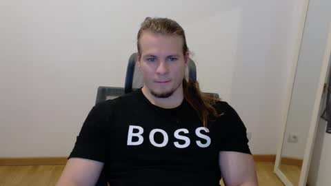 crazyangel8 online show from 02/24/25, 09:20