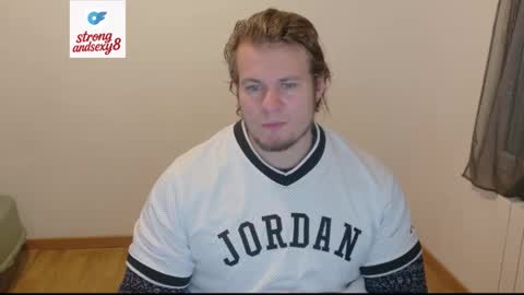 crazyangel8 online show from 01/12/26, 02:00