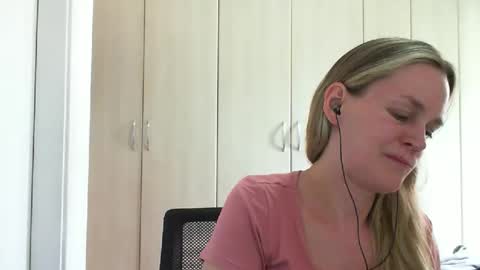 Anny online show from 12/30/24, 05:55