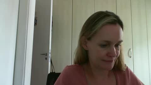 Anny online show from 01/04/25, 01:31