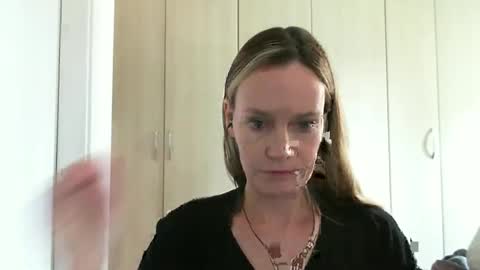 Anny online show from 01/13/25, 10:47