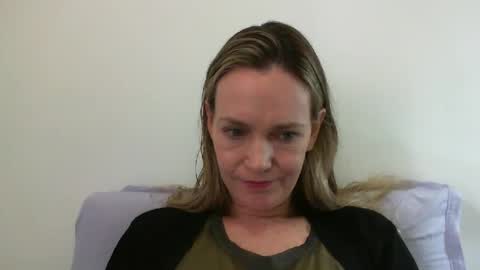 Anny online show from 01/16/25, 10:21