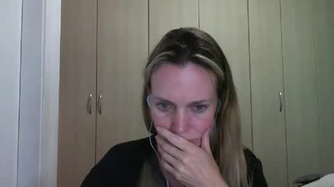 Anny online show from 01/16/25, 08:57