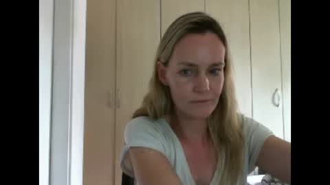 Anny online show from 01/30/25, 04:02