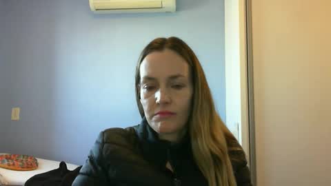 Anny online show from 09/11/25, 10:59