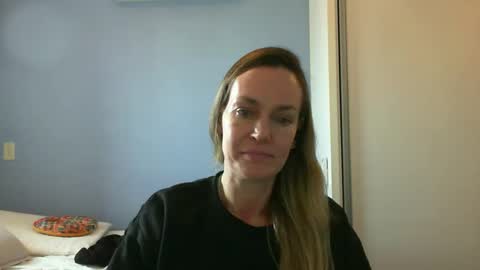 Anny online show from 10/13/25, 12:27