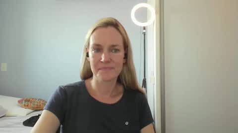 Anny online show from 01/12/26, 12:32