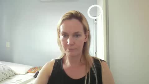 Anny online show from 02/16/26, 06:59