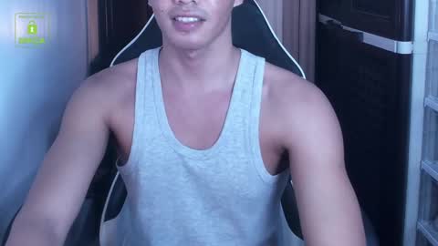 Snapshot of crazyasiancum chatting on 02/08/25, 04:36 Zion online show from 02/08/25, 04:36