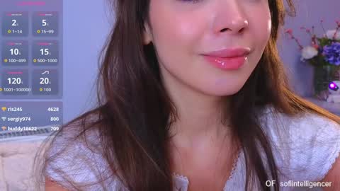 Snapshot of crazybabyyy chatting on 11/11/25, 02:22 Valeri Val online show from 11/11/25, 02:22