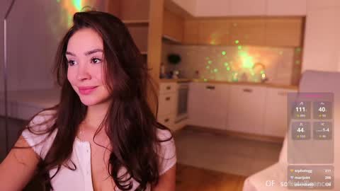 Snapshot of crazybabyyy chatting on 11/18/25, 02:39 Valeri Val online show from 11/18/25, 02:39