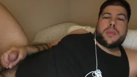 Snapshot of crazybigdick710 chatting on 04/16/26, 04:19 crazybigdick710 online show from 04/16/26, 04:19