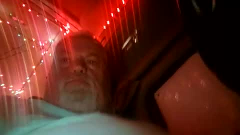 Snapshot of crazybob2001 chatting on 11/02/25, 07:55 crazybob2001 online show from 11/02/25, 07:55