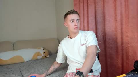 Alex online show from 11/01/25, 06:32