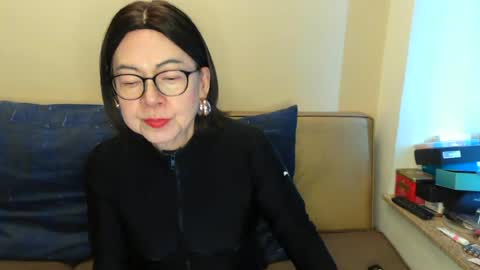 Kelly   online show from 06/26/26, 05:34