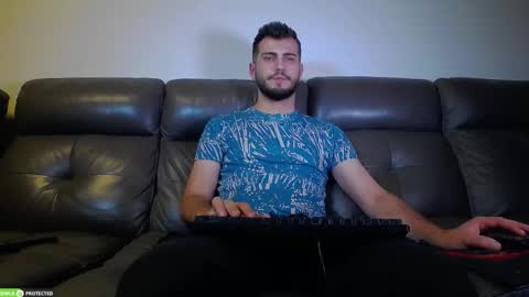 Snapshot of crazydom1 chatting on 09/29/25, 06:35 Crazy online show from 09/29/25, 06:35