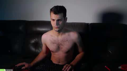 Snapshot of crazydom1 chatting on 10/03/25, 09:23 Crazy online show from 10/03/25, 09:23