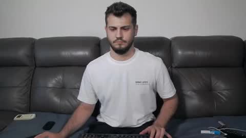 Crazy online show from 07/07/26, 04:11