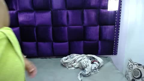 Snapshot of crazyonme chatting on 01/14/25, 07:21 diosalinda online show from 01/14/25, 07:21