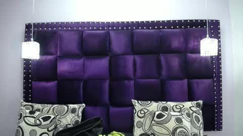 Snapshot of crazyonme chatting on 02/14/25, 08:05 diosalinda online show from 02/14/25, 08:05