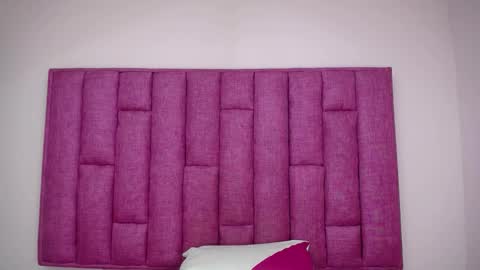 Snapshot of crazyonme chatting on 10/31/25, 07:37 diosalinda online show from 10/31/25, 07:37