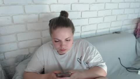 Crazyy Girl  online show from 05/03/26, 02:45