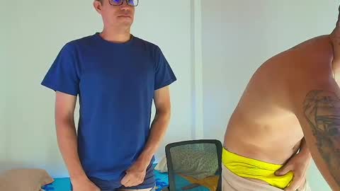 Snapshot of crazyybull chatting on 04/07/26, 03:51 Bull online show from 04/07/26, 03:51