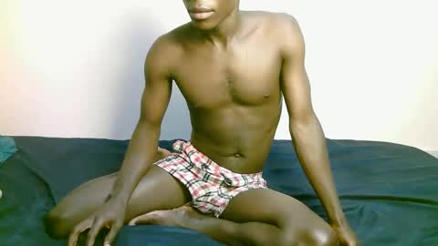 Snapshot of crazzyfucck chatting on 02/20/26, 07:36 Samuel online show from 02/20/26, 07:36