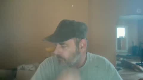 Snapshot of cre9876 chatting on 09/14/25, 07:35 alway horny online show from 09/14/25, 07:35