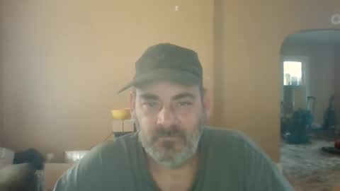 Snapshot of cre9876 chatting on 04/07/26, 03:45 alway horny online show from 04/07/26, 03:45