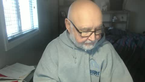 Creamormilk online show from 12/02/25, 01:28