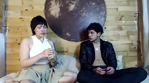  CAMILA Y SEBASTIAN online show from 01/16/25, 11:27