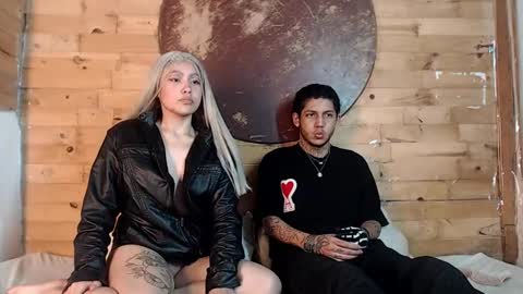  CAMILA Y SEBASTIAN online show from 02/01/25, 09:00