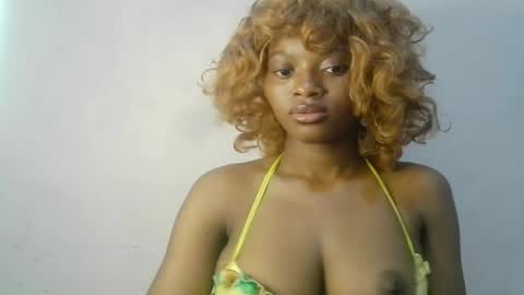 Snapshot of creamy_babyx chatting on 06/08/26, 05:57 Creamy babyx online show from 06/08/26, 05:57