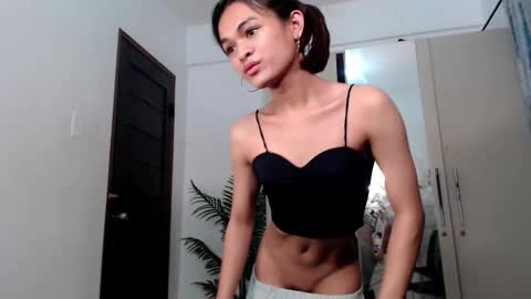 Snapshot of creamy_delilah chatting on 03/23/26, 06:39 Delilah online show from 03/23/26, 06:39
