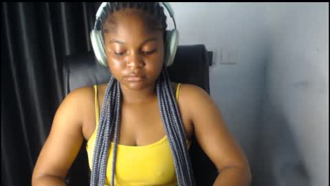 Snapshot of creamy_juicypussy chatting on 09/23/25, 08:17 Lady jasmine online show from 09/23/25, 08:17