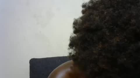 Snapshot of creamybabee chatting on 02/22/25, 11:35 queen online show from 02/22/25, 11:35