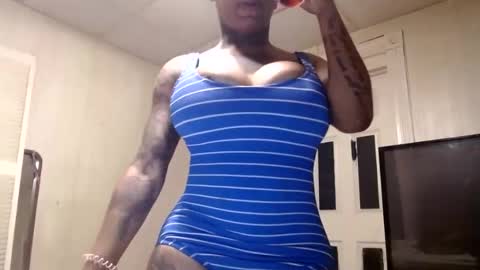 CreamyExotica online show from 09/15/25, 05:57