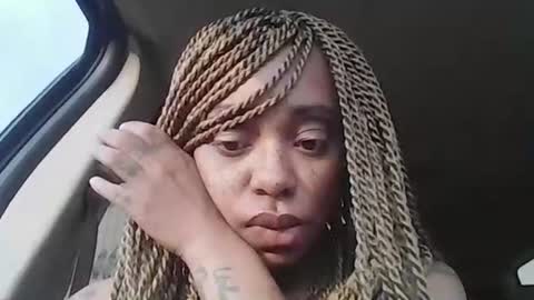 CreamyExotica online show from 10/16/25, 01:23