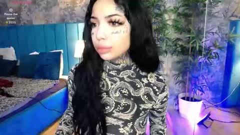 Sophie online show from 02/10/26, 07:23