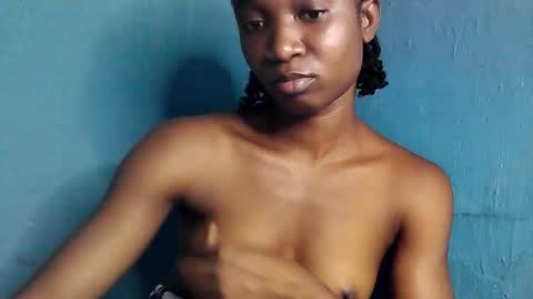 creamyxsugar online show from 10/23/25, 06:56
